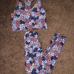 Aerie real me leggings & sports bra set